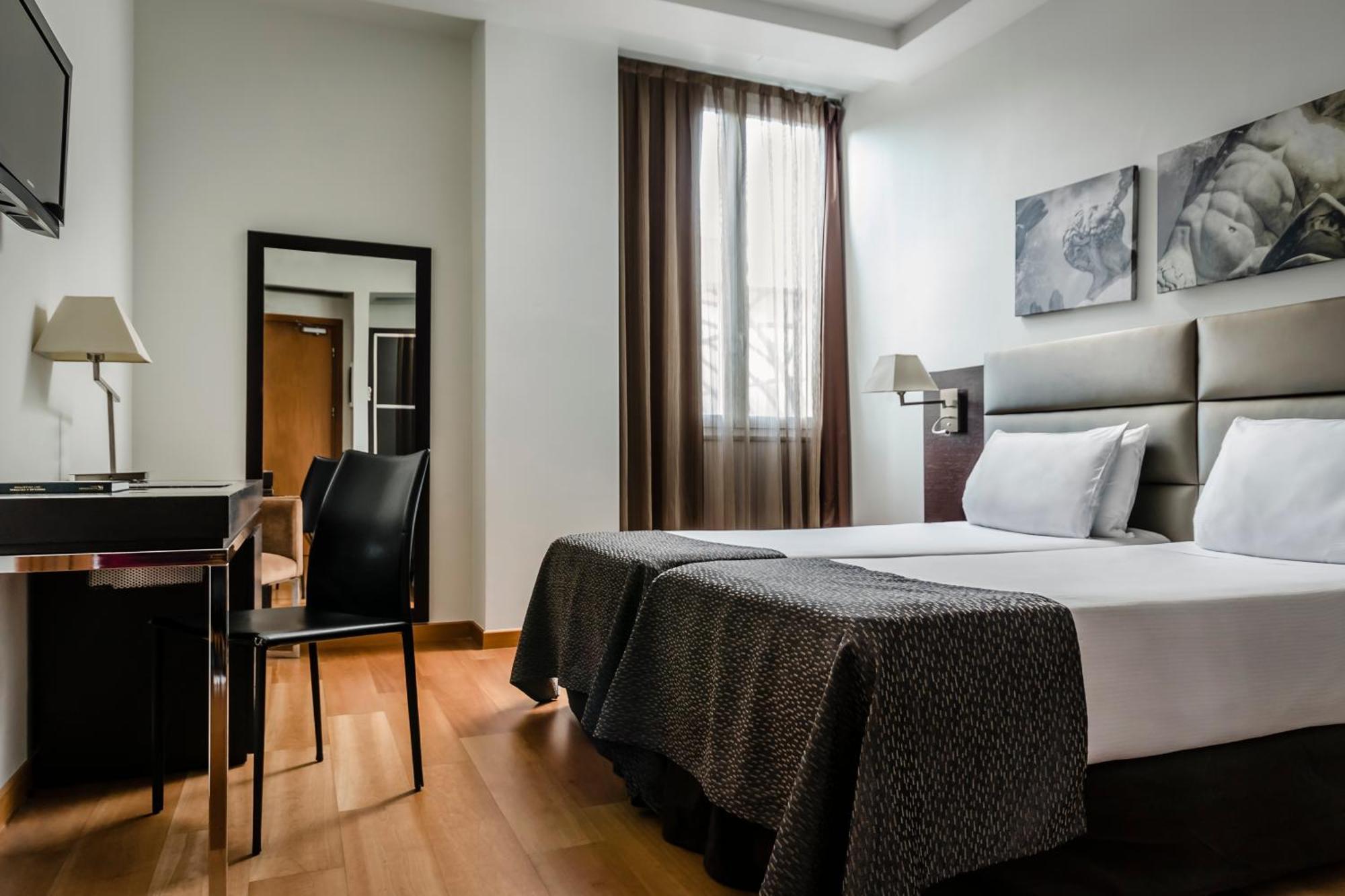 Double or Twin Room,1274684692:JPEG