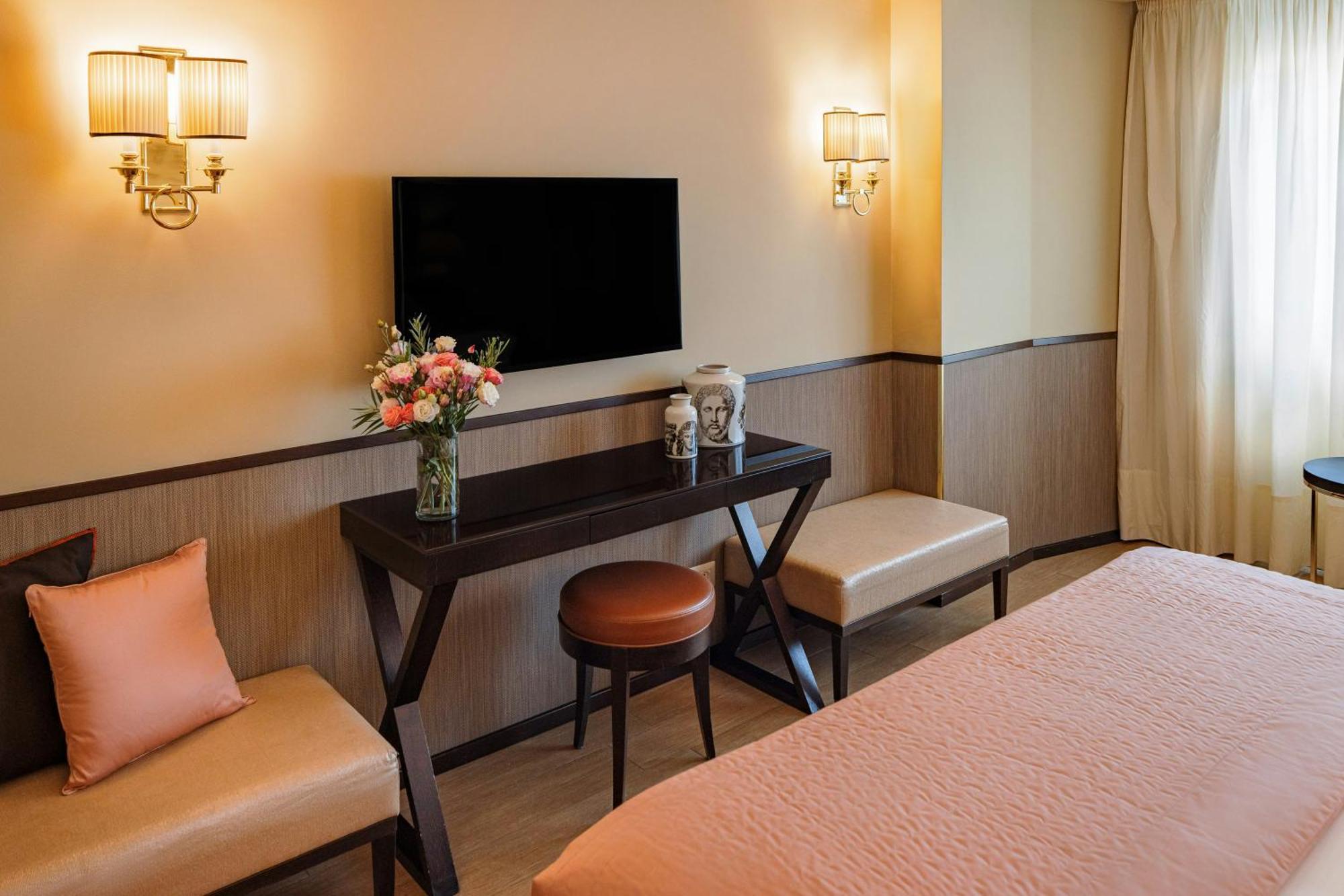 Deluxe Double or Twin Room,1729992747:JPEG