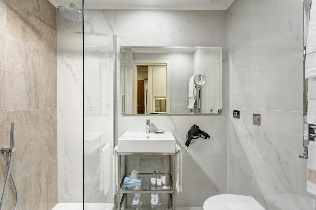 Superior Deluxe Double or Twin Room