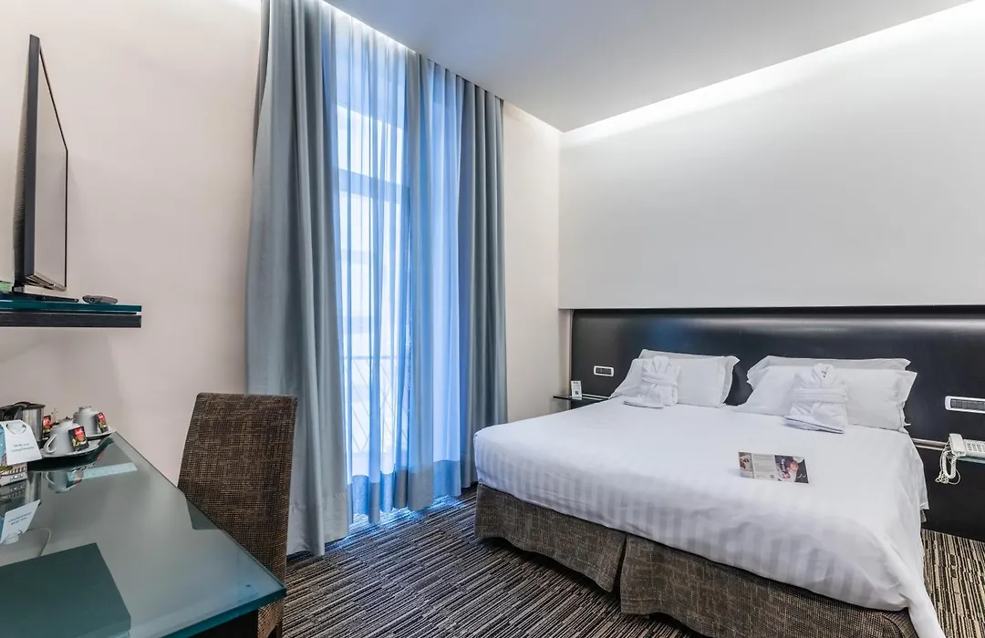 Best Western Plus Hotel Universo-1