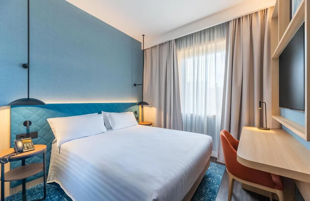 Hilton Garden Inn Rome Colosseum-1